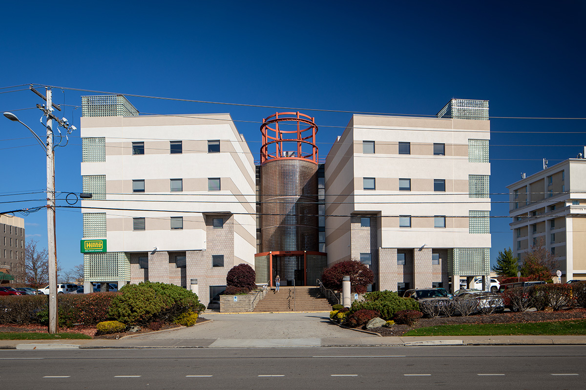 Locations & Hours visual data 8